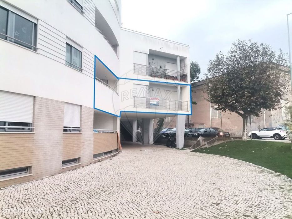 Apartamento T4 para venda