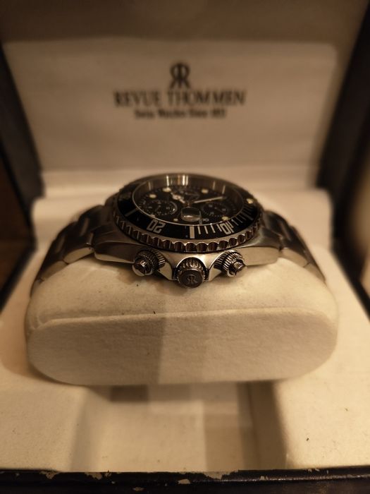 Revue Thommen 42mm ETA Valjoux 7750 Daytona