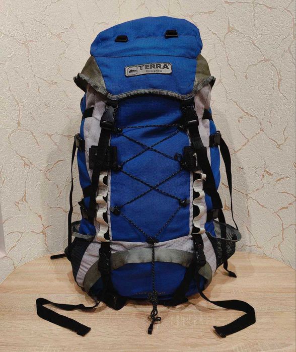 Великий туристичний рюкзак Terra Incognita Trial 55 літрів