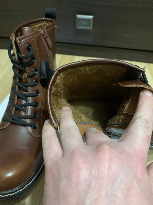 Коричневі шкіряні черевики Dr. Martens. НОВІ!