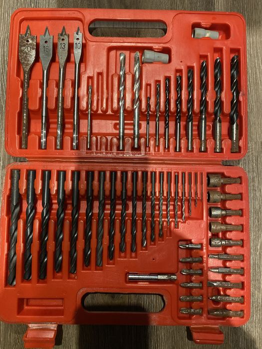 Mala de brocas e pontas de aparafusadora