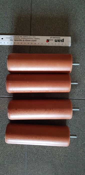 4 pés de cama madeira