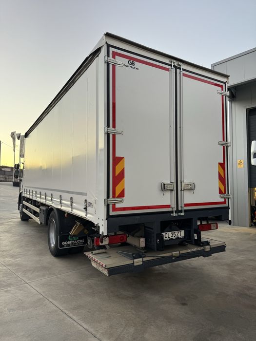 Renault D320 Wide, 7.50m c/ plat. Retratil, 2017