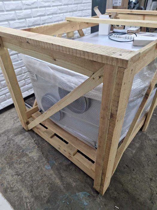 Приточно-вытяжная установка с рекуператором  Вентс ВУТ 700 ГБ ЕС А21