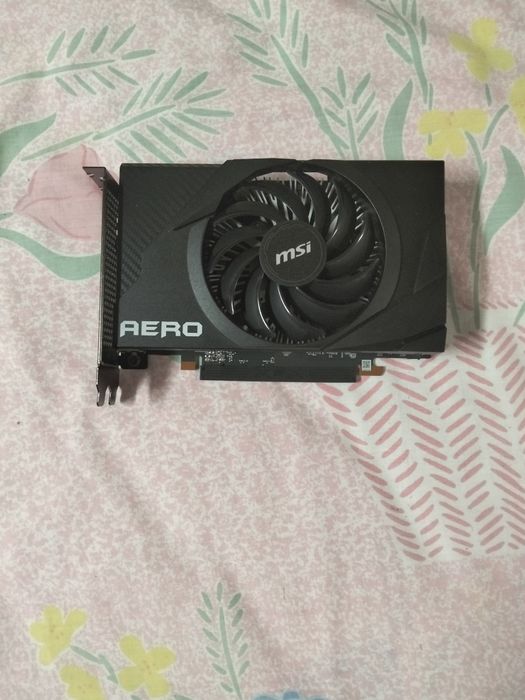 RX 6400 4GB msi aero