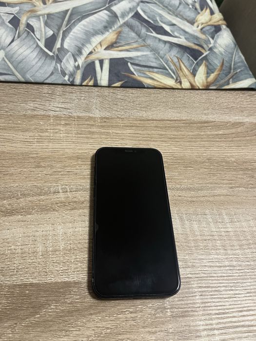 iPhone 12 Black 128 gb