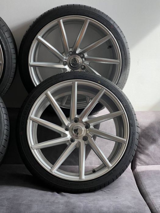 Продам колеса R 19 різноширокі  розболтовка 5/112