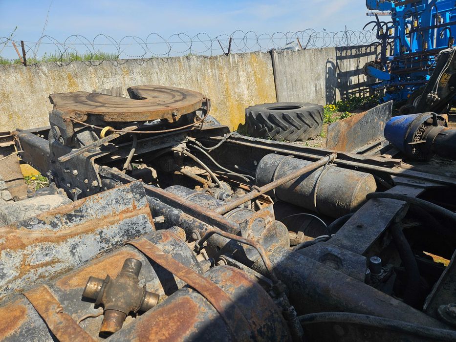 Сідловий тягач Камаз-5410