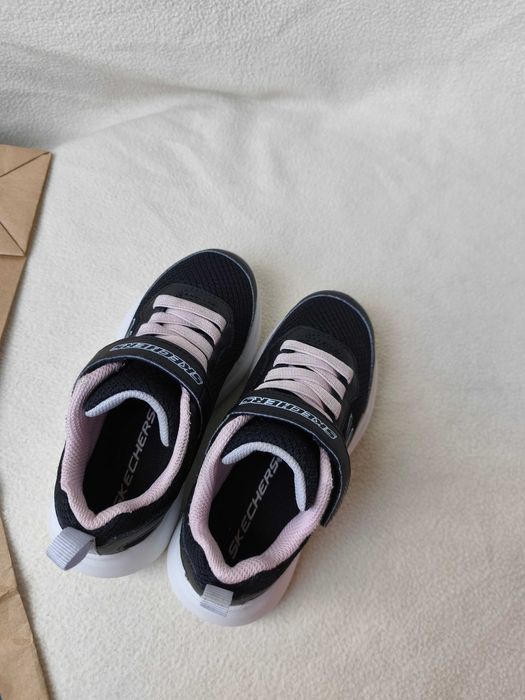 Кроссовки Skechers (США) р. 28 стелька 19 см
