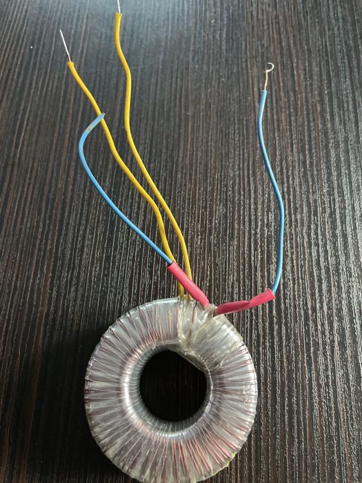 Transformator toroidalny