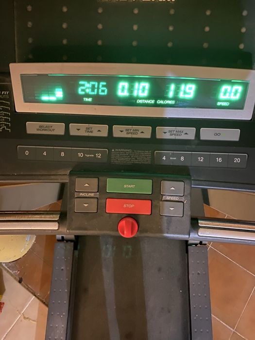 Passadeira Pro-Form + ofereco bicicleta