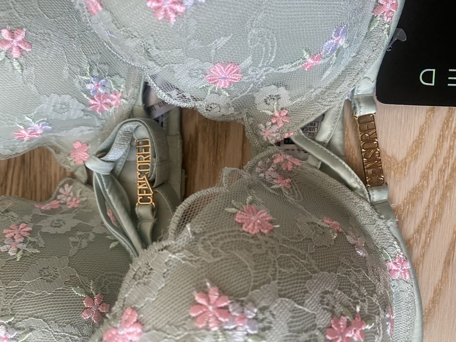 Бюстгалтер New Yorker