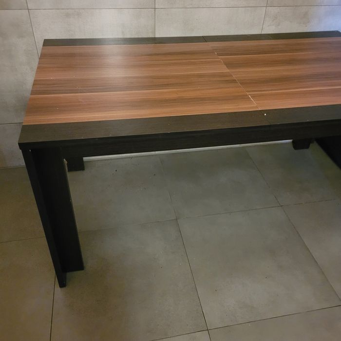 Stół i ława na sprzedaż