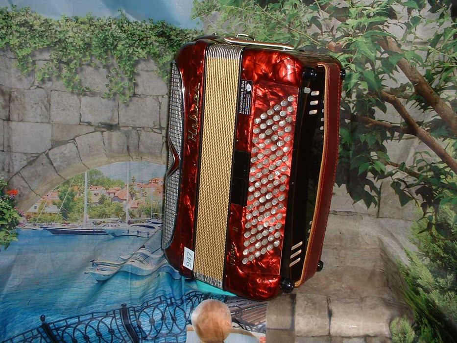 Accordion R, No. 94764550289458050122