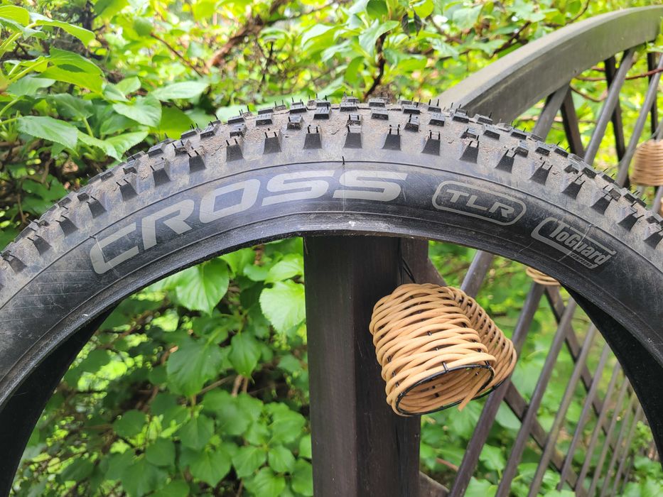Opona Wolfpack Cross 29x2.40, jak nowa