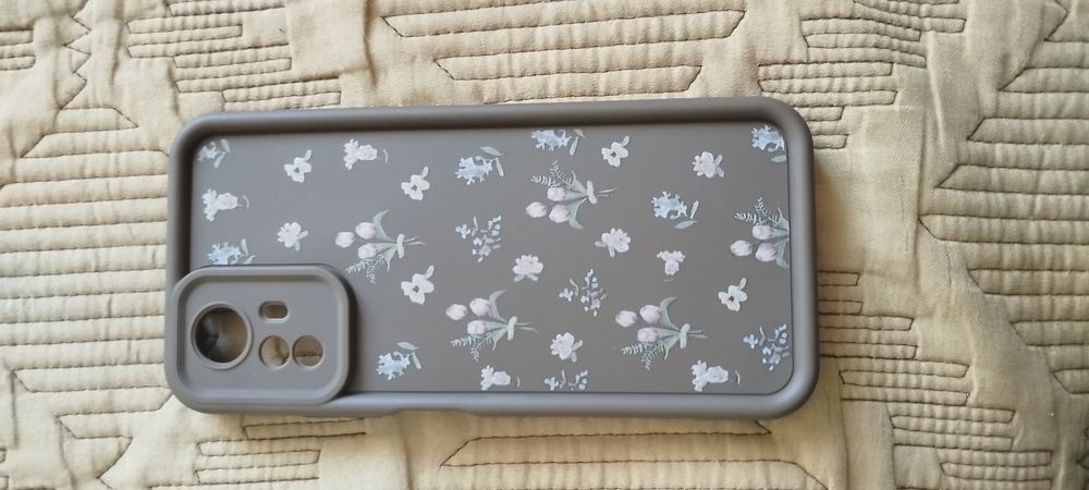 Чихол і 3 захисних скла від redmi note 12s