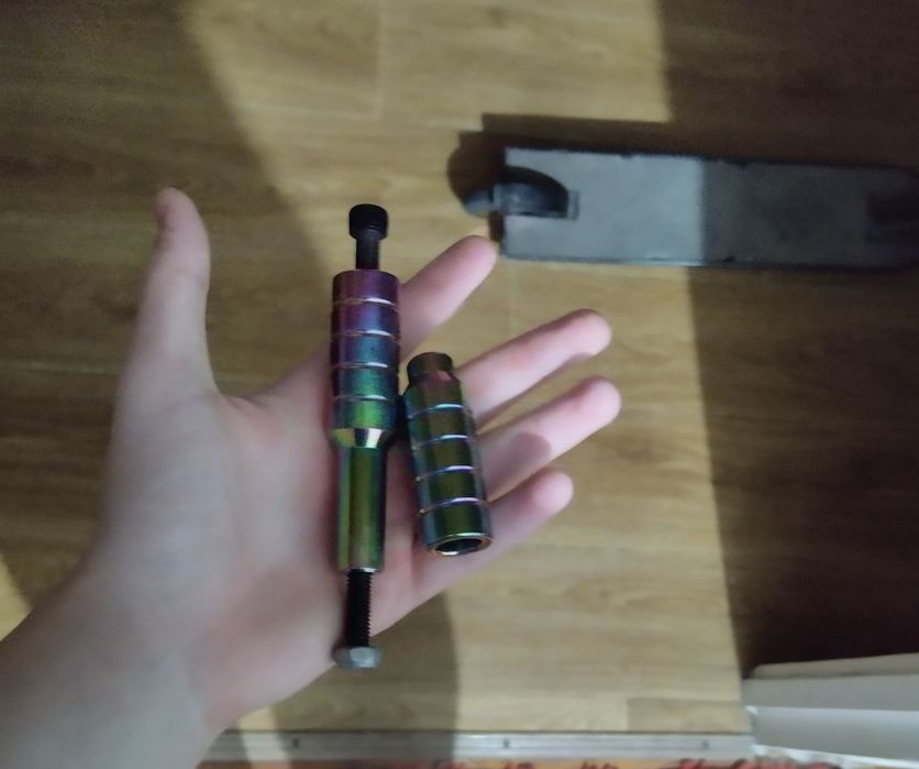 Продам трюковой самокат Bestscuter