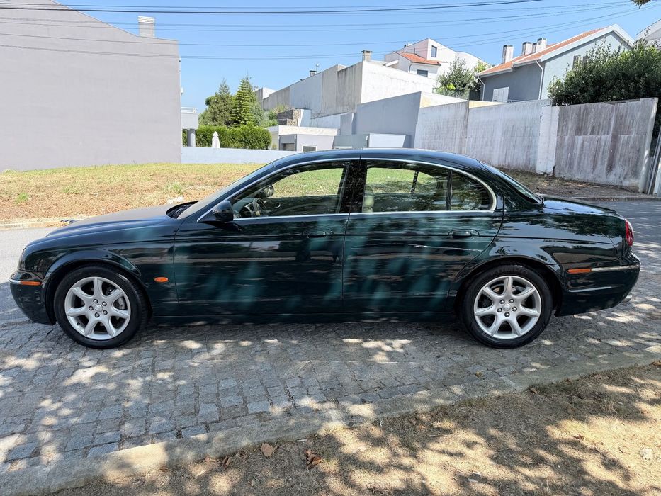Jaguar S-Type 3.0 V6 Executive Auto.525312637188843522