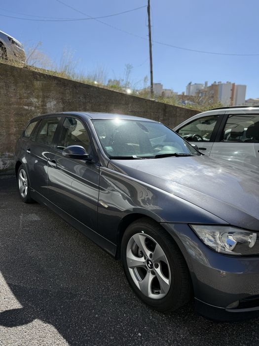 Vende se BMW 320D 2008