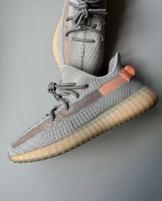 Кросівки Adidas Yeezy Boost 350