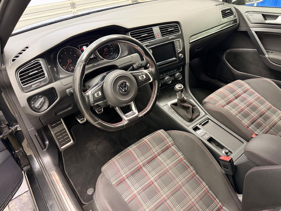 Vw golf 7 GTI 220 koni