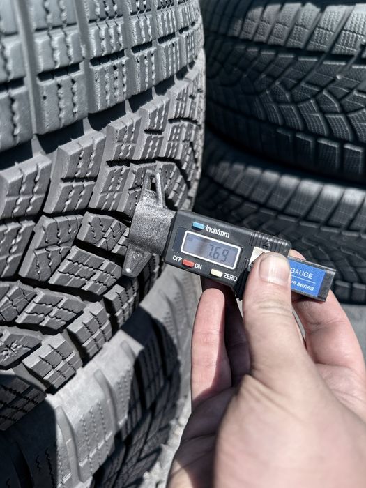 235 60 19 Goodyear Ultragrip Perfomance+ Suv 90% 2024 Шини Зима