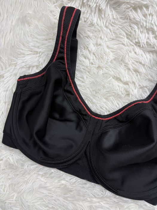 Biustonosz sportowy fiszbiny 80F czarny