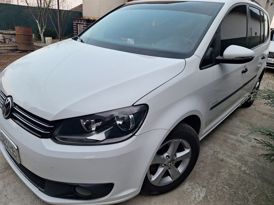 Volkswgen Touran 2012р  1.6TDI