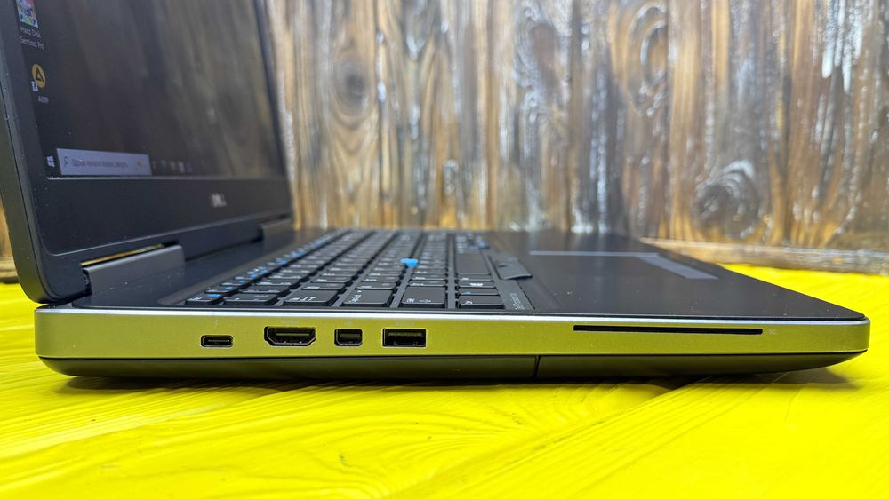 РОЗПРОДАЖ!  Недорогий Ноутбук Для Дизайнерів і Інженерів Dell Precision 7510 /Quadro M1000 2 GB
