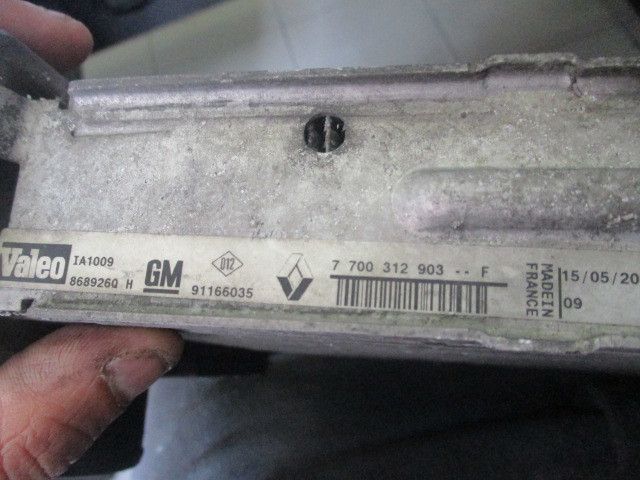 Radiador do intercooler RENAULT Trafic II (FL)