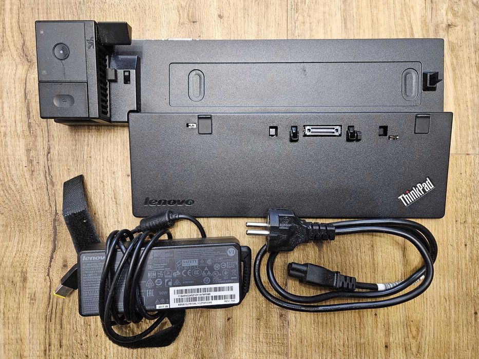 Stacja dokujaca ThinkPad UltraDock Lenovo 40A2 + zasilacz 90W