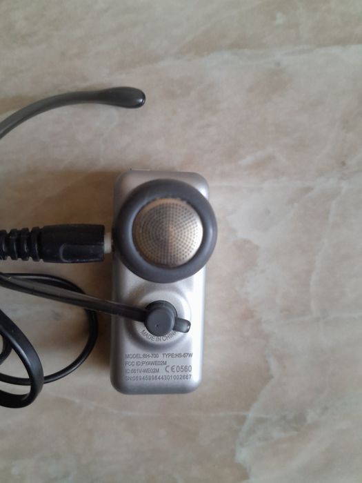 Бездротова моно-Bluetooth-гарнітура BN-700  Nokia.