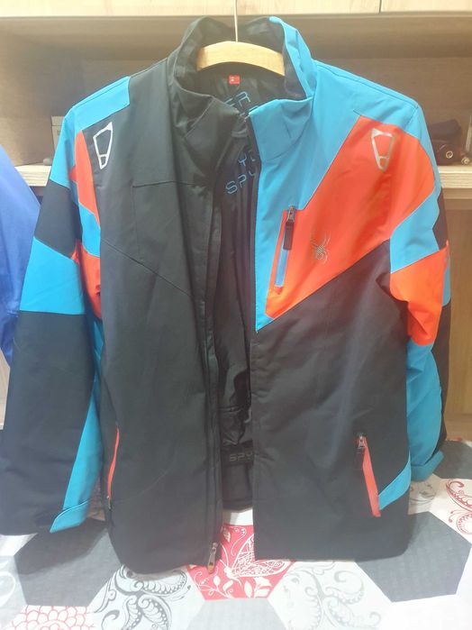 Kombinezony narciarskie