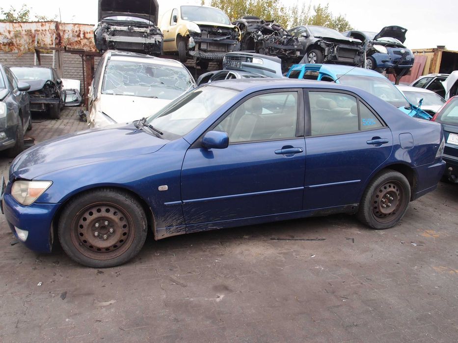 Lexus IS200 / 2.0 155km / 2001r. / na części