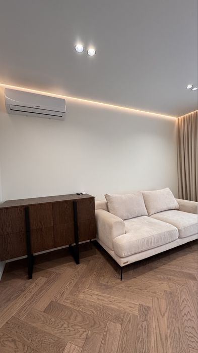 Боздош. Продаж 2-х кімнатної. Шо 75 м.кв.