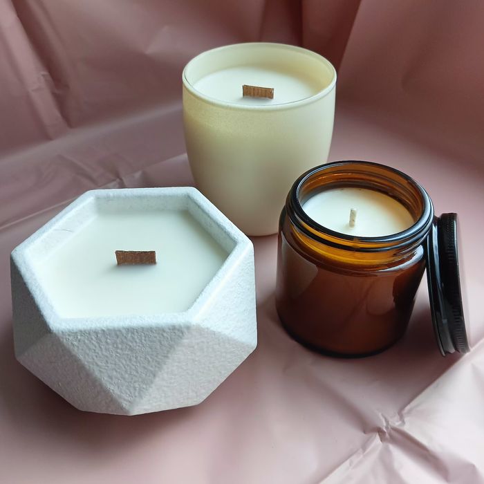 Соева свічка в бетонному кашпо