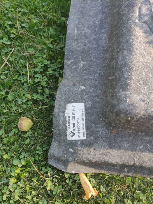 Wykładzina bagażnika Megane 2cc