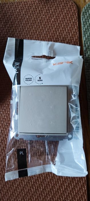 Karlik Mini - włącznik, gniazdko, rolety, elektryk.  Nowe