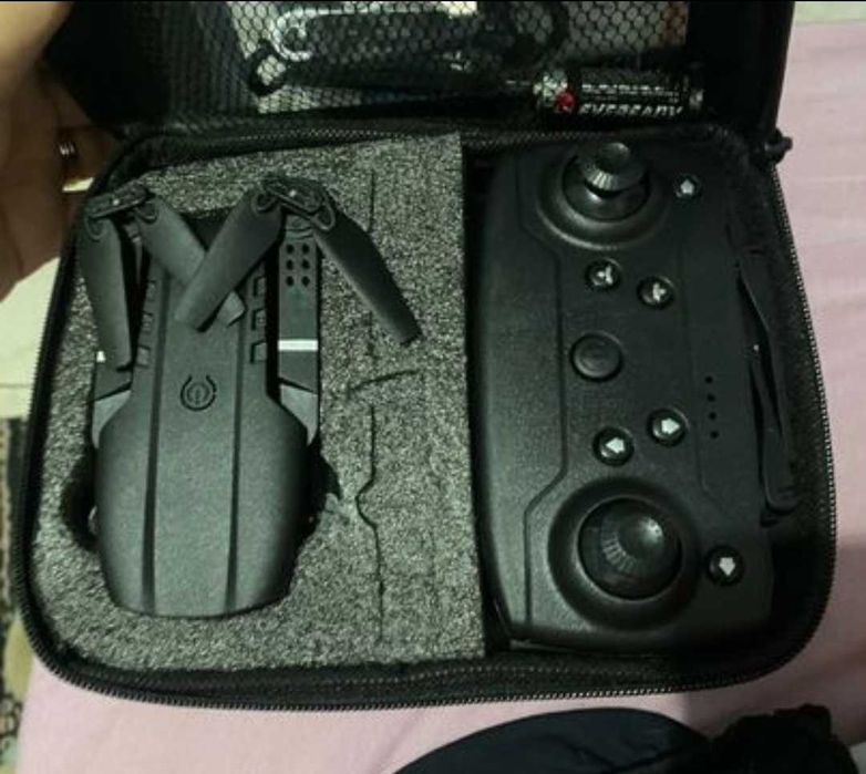 Drone com 2 câmeras (1080p Full HD/60 fps) + Bolsa de transporte64176784181634122