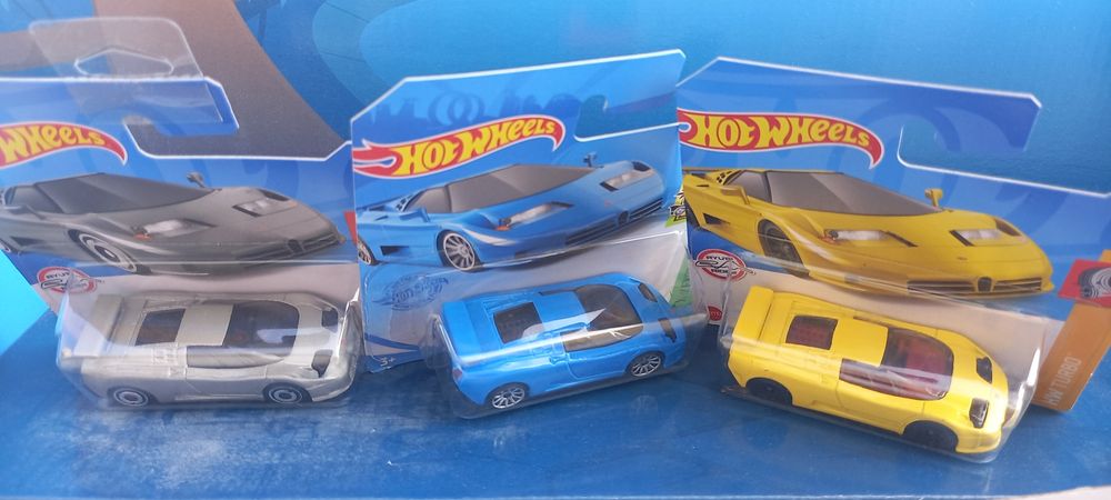 Conj 3 hot wheels 94 bugatti eb110 ss