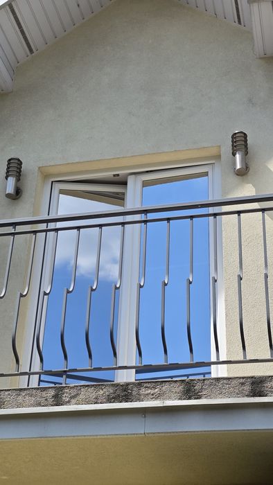 Montaż folii okiennych