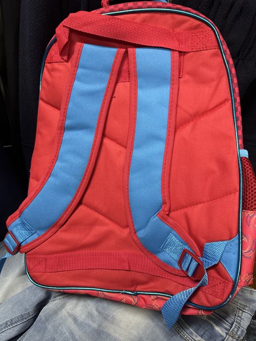 Mochila nova criança cars