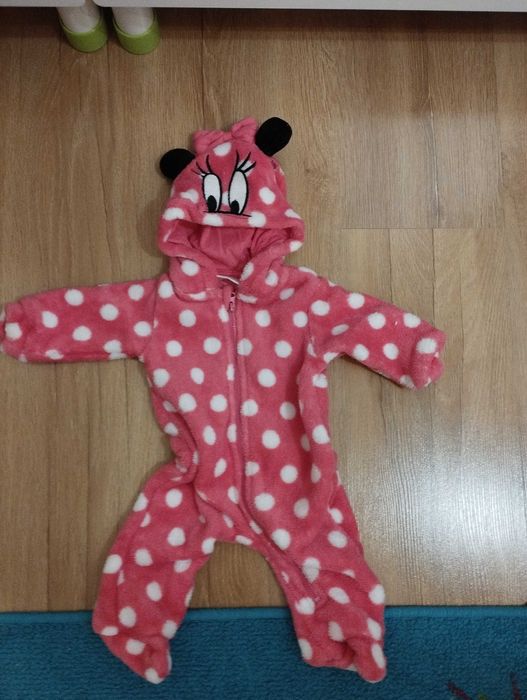 Ubranka dla dziewczynki 44-50-56 jak nowe!