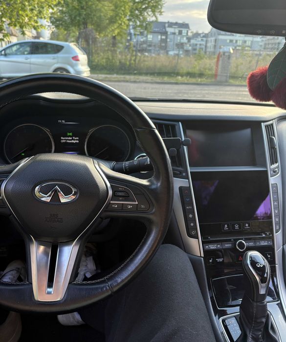 Infiniti Q60 AWD 3.0 V6 405km