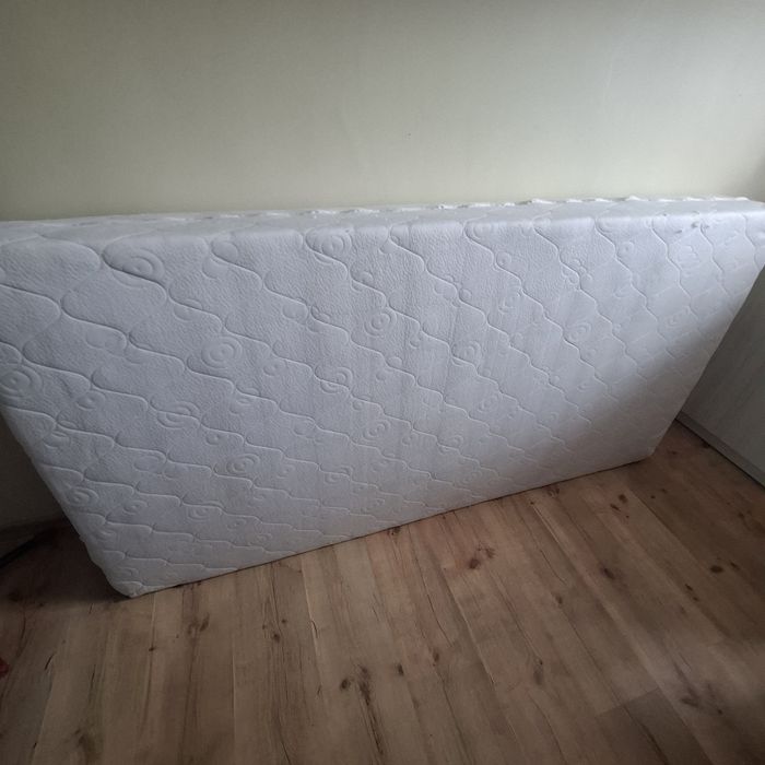 Materac  180×90×20