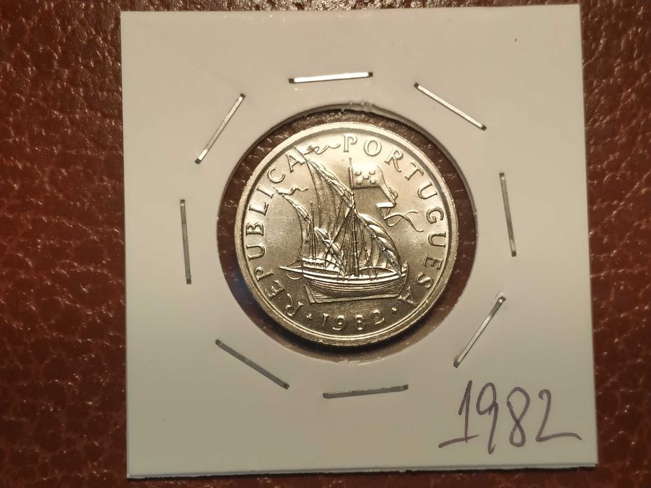 509 moeda de 5 escudos de 1982 (barcos-caravela) - Portugal