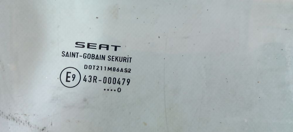 Vidro porta frente direita SEAT Altea XL (5P5, 5P8)