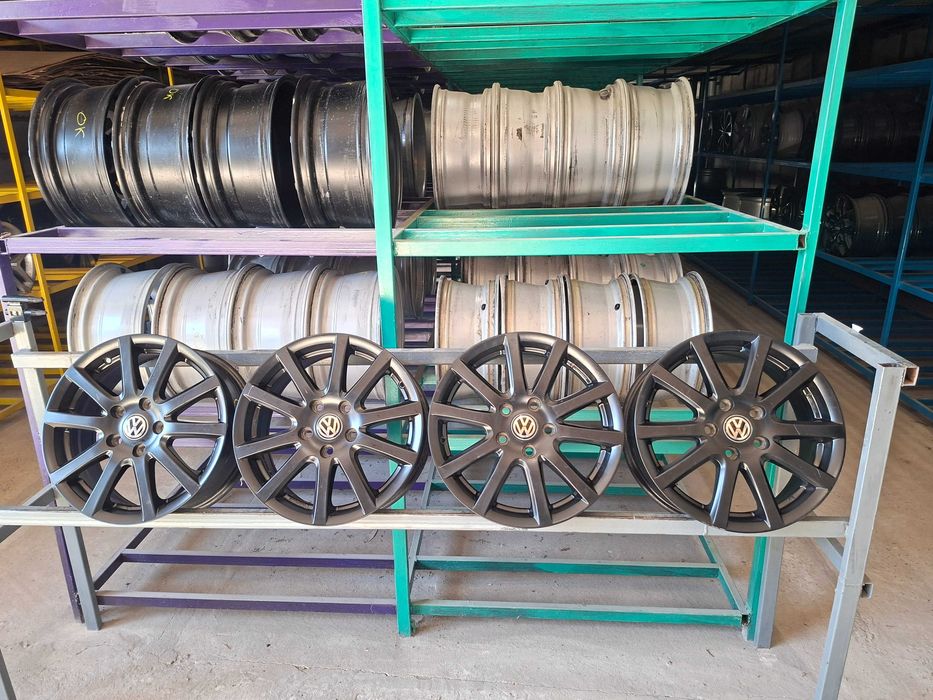 Диски Platin 5/112 R16 6,5J ET54 Volksvagen Golf.