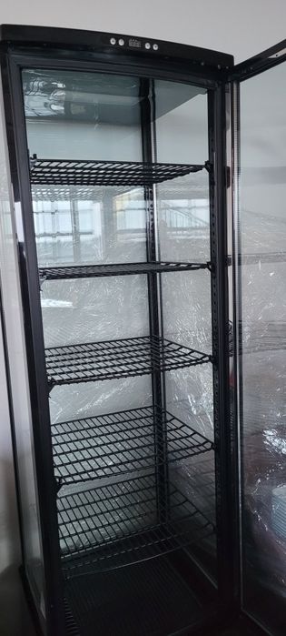 Witryna cukiernicza Hendi 280 l