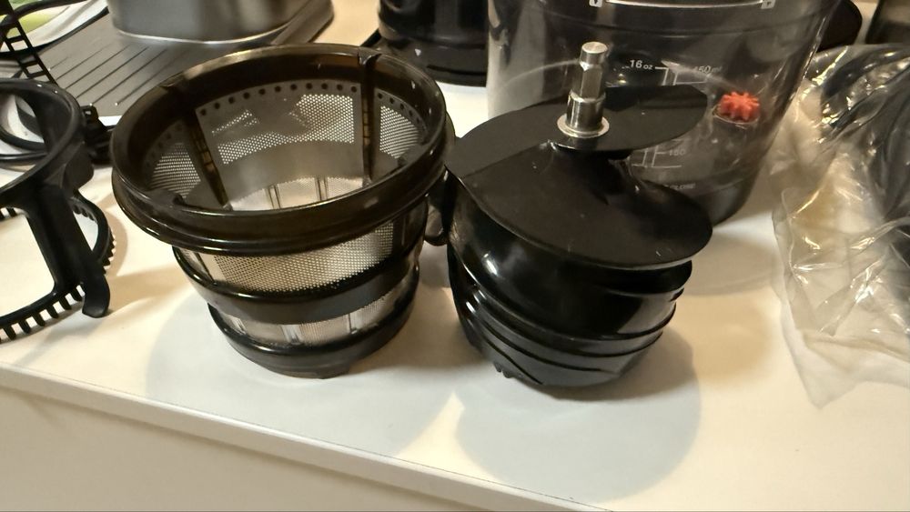 Wyciskarka wolnoobrotowa Hurom